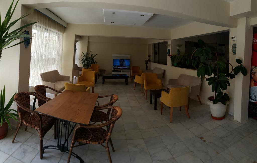 Ozgun Apart Hotel Kusadasi Exterior photo